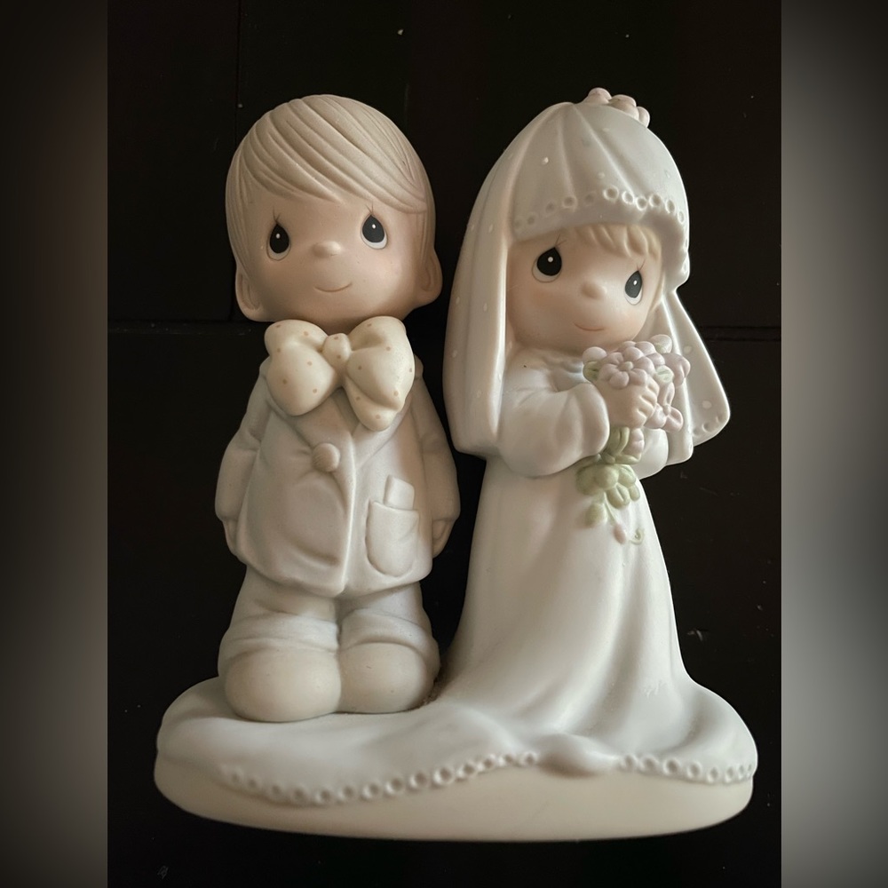 Precious Moments Figurine